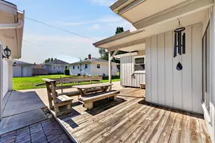 1303 N 27th St, Sheboygan, WI 53081 - Photo 39