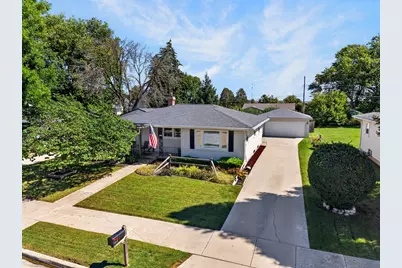 1303 N 27th St, Sheboygan, WI 53081 - Photo 43