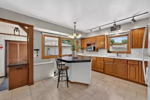 1303 N 27th St, Sheboygan, WI 53081 - Photo 11