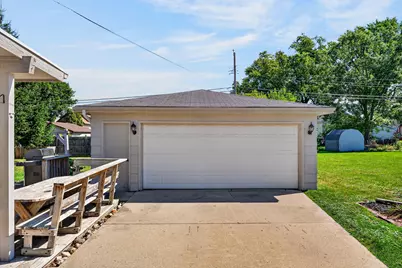 1303 N 27th St, Sheboygan, WI 53081 - Photo 33