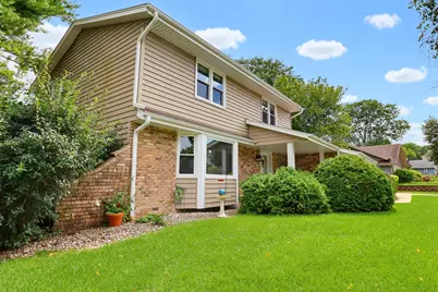 10257 W Spring Green Rd, Greenfield, WI 53228 - Photo 35