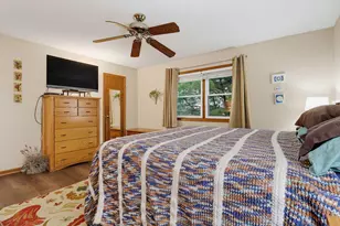 10257 W Spring Green Rd, Greenfield, WI 53228 - Photo 27