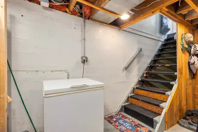 1134  Windiate St, Manitowoc, WI 54220 - Photo 23
