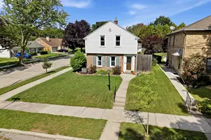 1134 Windiate St, Manitowoc, WI 54220 - Photo 1