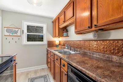 1134  Windiate St, Manitowoc, WI 54220 - Photo 11