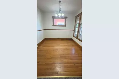 1522  Thurston Ave, Racine, WI 53405 - Photo 7