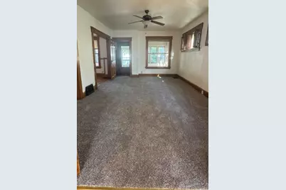 1522  Thurston Ave, Racine, WI 53405 - Photo 5