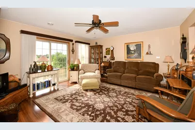 205  Winfield Ct #5, Darien, WI 53114 - Photo 5