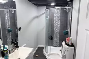 565 W Rogers St, Milwaukee, WI 53204 - Photo 17