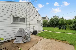 2709 S 47th St, Milwaukee, WI 53219 - Photo 29