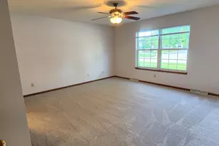 1132 Eastbrook Dr, Burlington, WI 53105 - Photo 15
