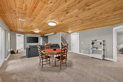 7475  Kevin Dr, Barton, WI 53090 - Photo 37