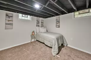 2421 W Hampton Ave, Milwaukee, WI 53209 - Photo 15