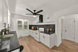 2421 W Hampton Ave, Milwaukee, WI 53209 - Photo 7