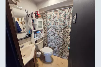 1226 S 32nd St, Manitowoc, WI 54220 - Photo 11