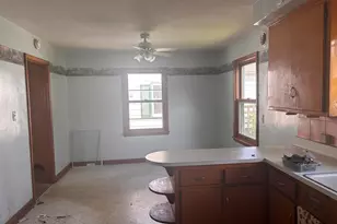 3464 S Kansas Ave, Milwaukee, WI 53207 - Photo 5