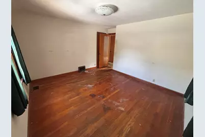 3464 S Kansas Ave, Milwaukee, WI 53207 - Photo 9