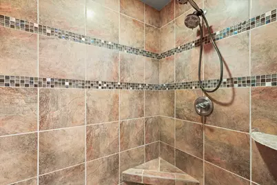 453  Western Ct, West Bend, WI 53095 - Photo 23