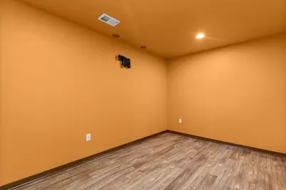 453  Western Ct, West Bend, WI 53095 - Photo 37