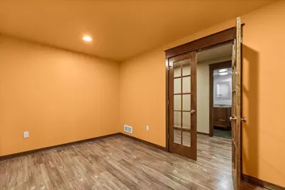 453  Western Ct, West Bend, WI 53095 - Photo 39