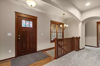 453  Western Ct, West Bend, WI 53095 - Photo 3