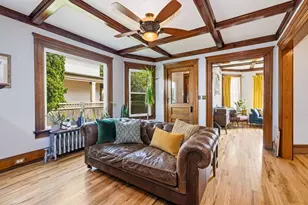538 E Otjen St, Milwaukee, WI 53207 - Photo 5