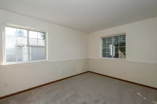 N110W16936 Ashbury Cir, Germantown, WI 53022 - Photo 19