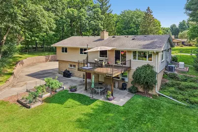 885  Tara Hill W -, Erin, WI 53027 - Photo 3