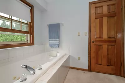 N102W15128  Raintree Ct, Germantown, WI 53022 - Photo 25