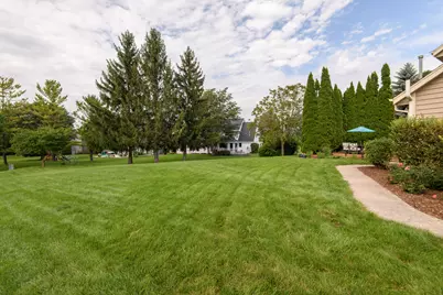 N102W15128  Raintree Ct, Germantown, WI 53022 - Photo 43