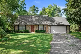 N86W5257 Covington Square, Cedarburg, WI 53012 - Photo 1