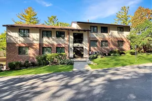 1070 S Lake Shore Dr, Lake Geneva, WI 53147 - Photo 49
