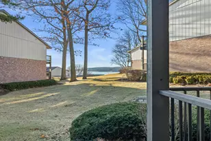 1070 S Lake Shore Dr, Lake Geneva, WI 53147 - Photo 25