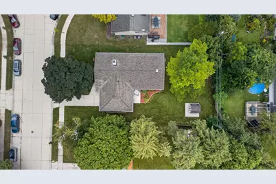 3315  Hickory Cir, Sheboygan, WI 53081 - Photo 37
