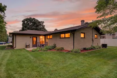 3315  Hickory Cir, Sheboygan, WI 53081 - Photo 33