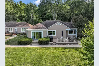 2701 S Browns Lake Dr #J-1, Burlington, WI 53105 - Photo 3