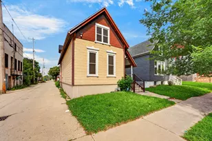 216 W Center St, Milwaukee, WI 53212 - Photo 1