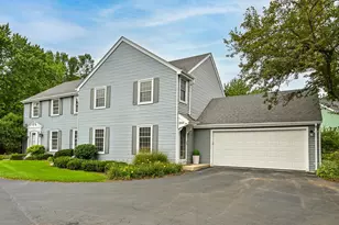 12511 N Woodberry Dr, Mequon, WI 53092 - Photo 23
