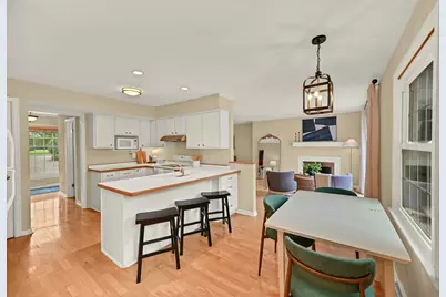 12511 N Woodberry Dr #5, Mequon, WI 53092 - Photo 11