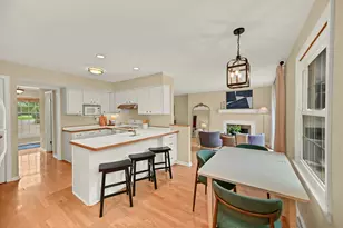 12511 N Woodberry Dr, Mequon, WI 53092 - Photo 11