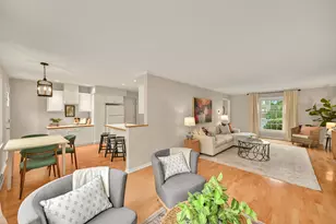 12511 N Woodberry Dr, Mequon, WI 53092 - Photo 9