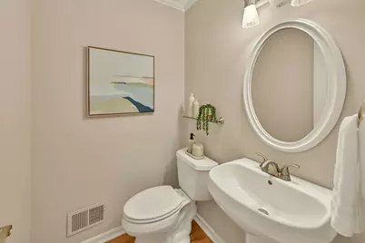 12511 N Woodberry Dr #5, Mequon, WI 53092 - Photo 13