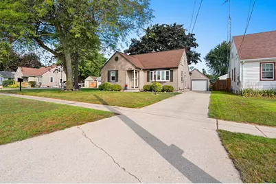 1710  Viebahn St, Manitowoc, WI 54220 - Photo 61