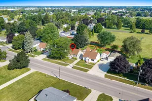 1710 Viebahn St, Manitowoc, WI 54220 - Photo 47
