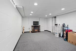 1710 Viebahn St, Manitowoc, WI 54220 - Photo 31