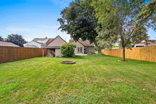 1710 Viebahn St, Manitowoc, WI 54220 - Photo 37