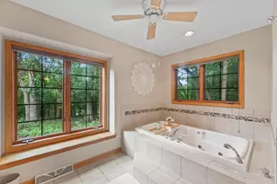 3515 Broken Bow Tr, Delafield, WI 53018 - Photo 41