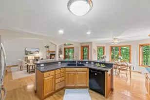 3515 Broken Bow Tr, Delafield, WI 53018 - Photo 43