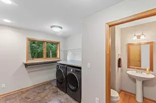 3515 Broken Bow Tr, Delafield, WI 53018 - Photo 23