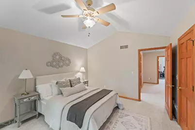 3515  Broken Bow Trl, Delafield, WI 53018 - Photo 17